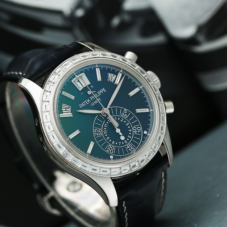 Annual Calendar Chronograph Platinum Diamond Blue Dial 40mm Product Image 6