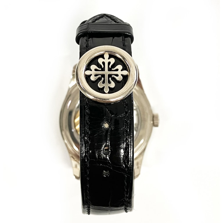 Calatrava White Gold Black Dial 39mm Product Image 5