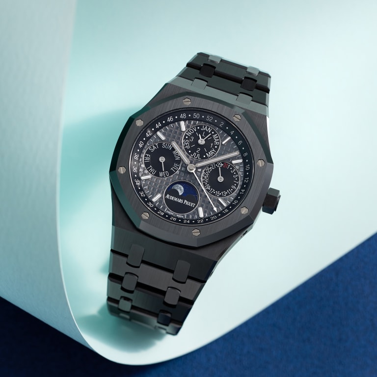Royal Oak Perpetual Calendar Ceramic Black Dial 41mm Product Image 12