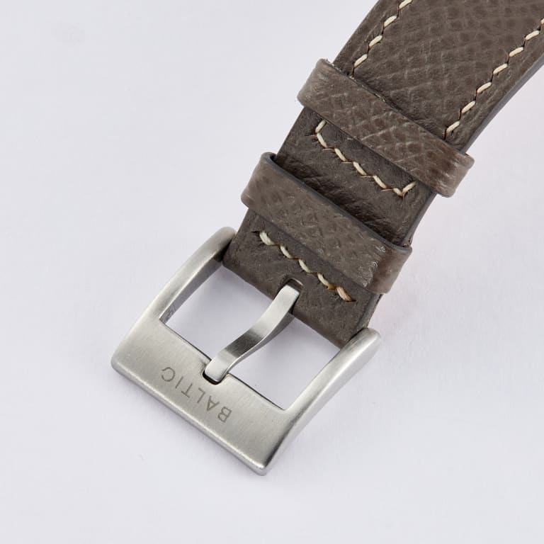 MR01 Baltic x A Collected Man Blue Roulette 36mm Product Image 7