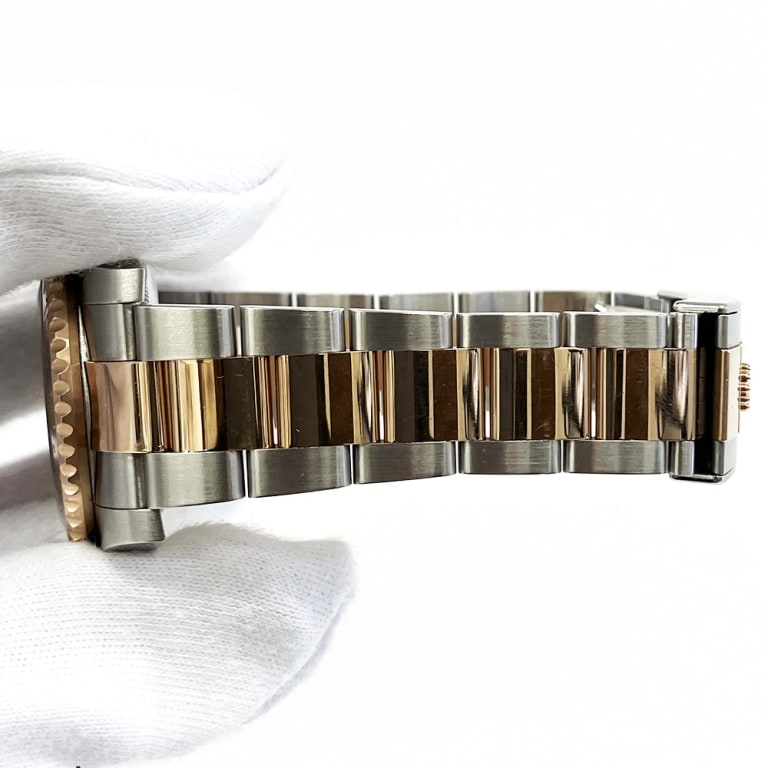 GMT-Master II "Rootbeer" Rose Gold & Steel Black Dial 40mm Product Image 4