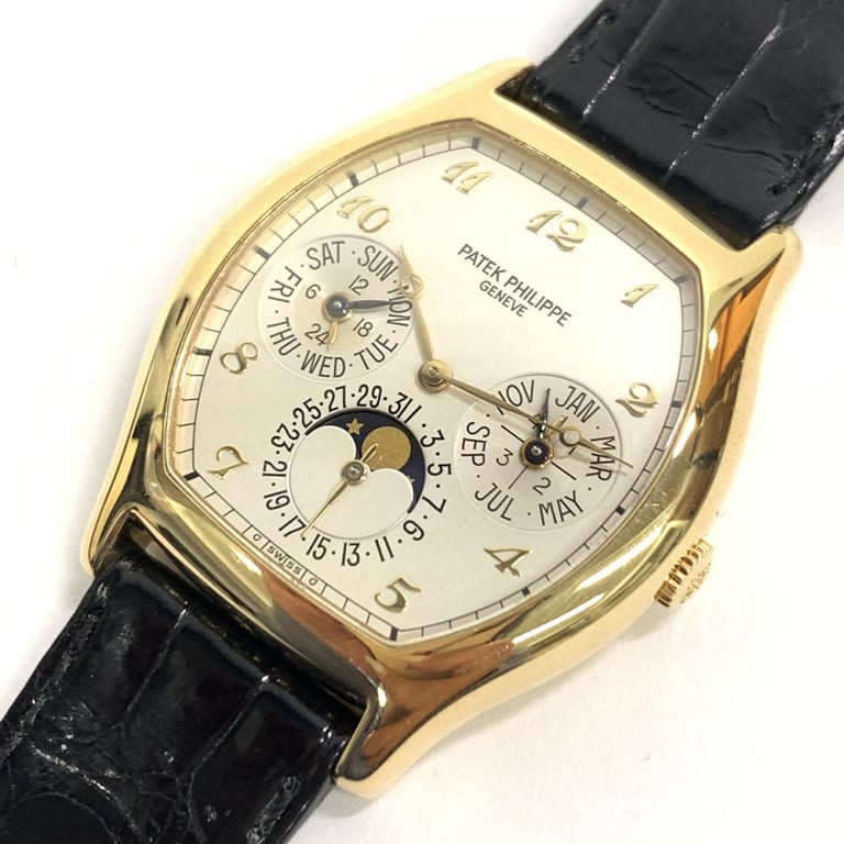 Complications Perpetual Calendar Moonphase Yellow Gold White Dial 35mm Product Image 5