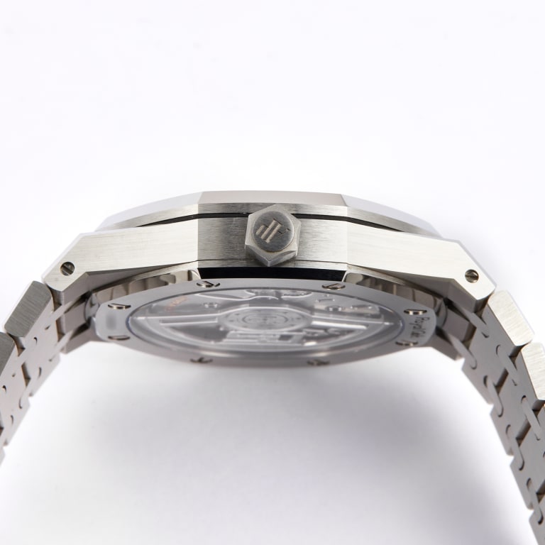 Royal Oak Selfwinding "50th Anniversary" Steel Green Dial 41mm Product Image 4