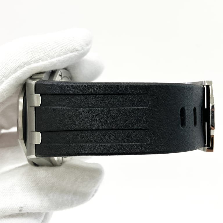 Royal Oak Offshore Diver Steel Silver Dial 42mm Product Image 5
