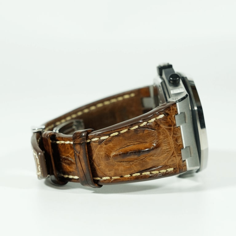 Royal Oak Offshore "Safari" Steel Silver Dial 42mm Product Image 3