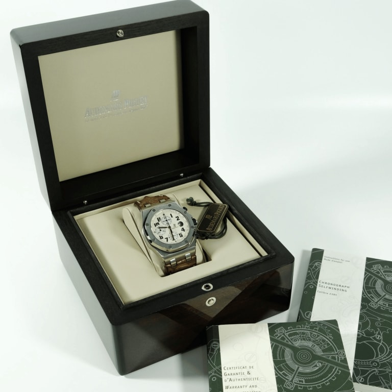 Royal Oak Offshore "Safari" Steel Silver Dial 42mm Product Image 8