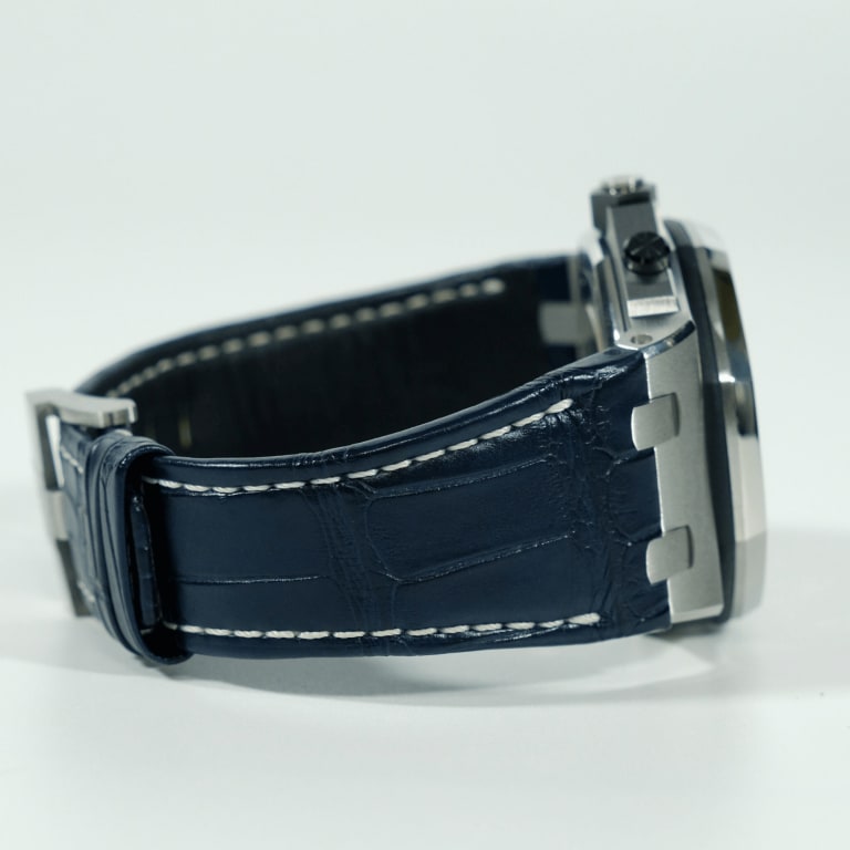 Royal Oak Offshore Steel Black Dial 42mm Product Image 6