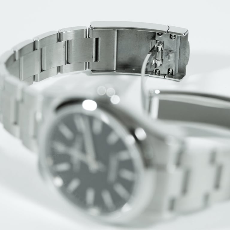 Oyster Perpetual Steel Black Dial 39mm Product Image 11
