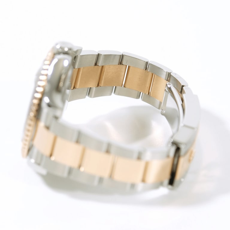 Yacht-Master Rose Gold & Steel Black Dial 40mm Product Image 5