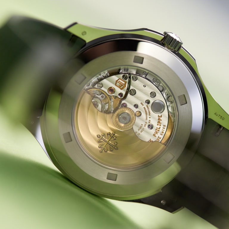 Aquanaut White Gold Green Dial 42mm Product Image 4