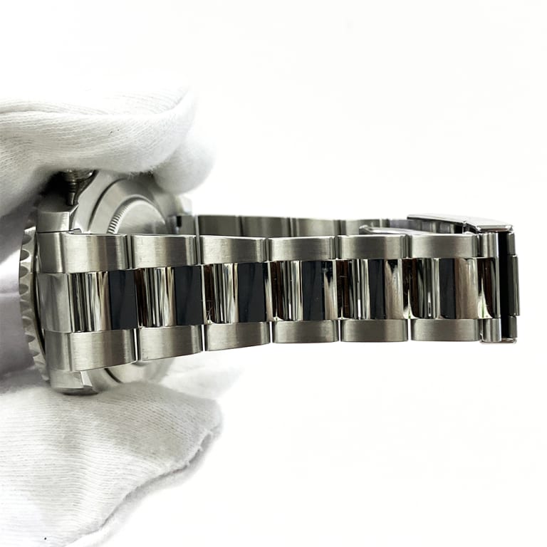 Yacht-Master II Steel White Dial 44mm Product Image 4