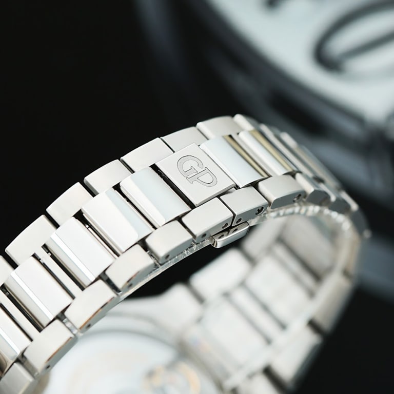 Laureato Steel Green Dial 42mm Product Image 5