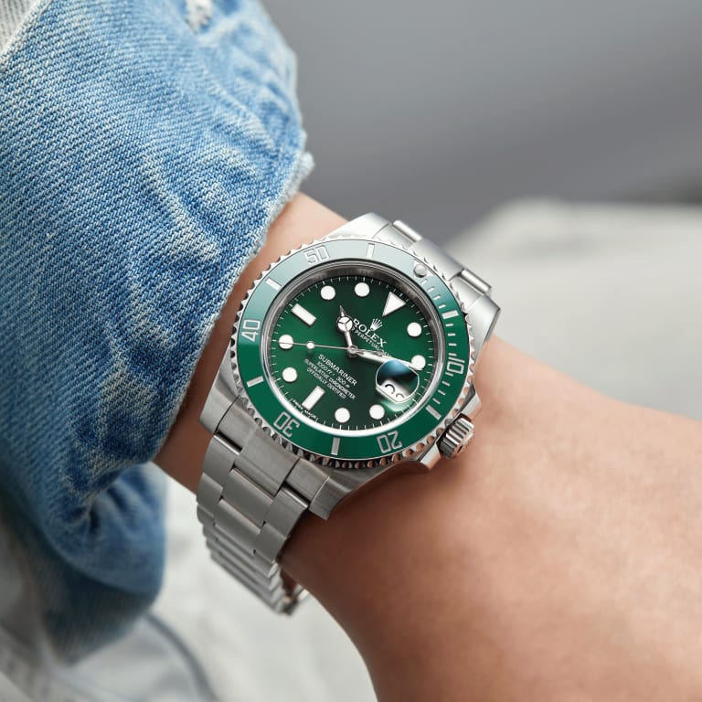 Submariner Date Steel Green Dial "Hulk" 40mm Product Image 14