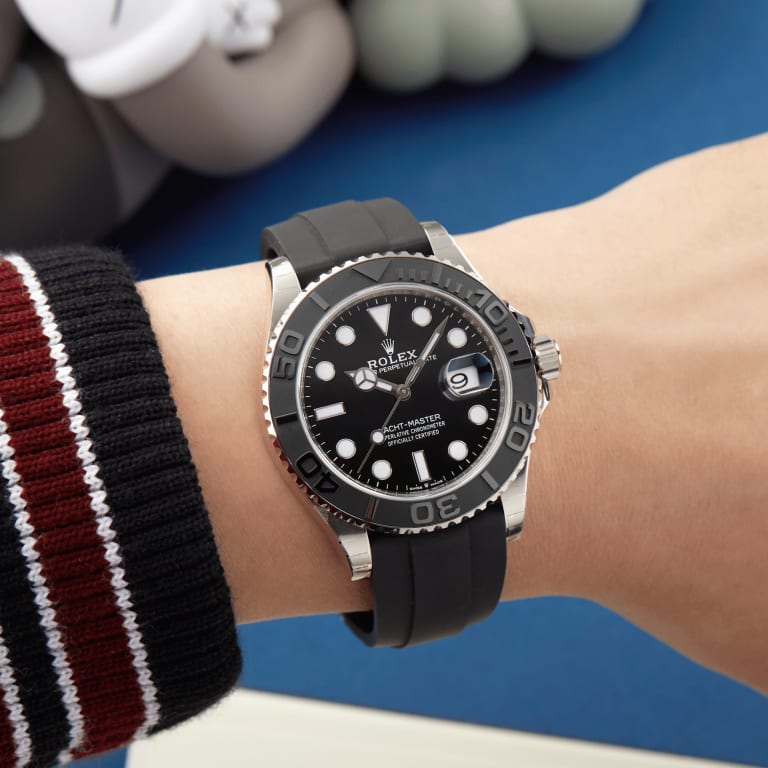 Yacht-Master White Gold Oysterflex Black Dial 42mm Product Image 11