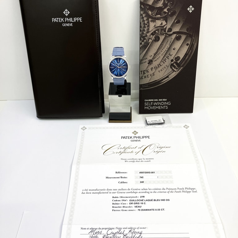 Calatrava White Gold Diamond Blue Dial 35mm Product Image 8