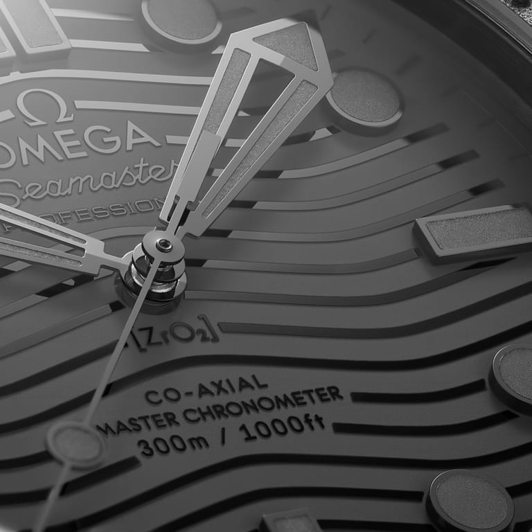 Seamaster Diver 300m Ceramic Black Dial 43mm Product Image 3