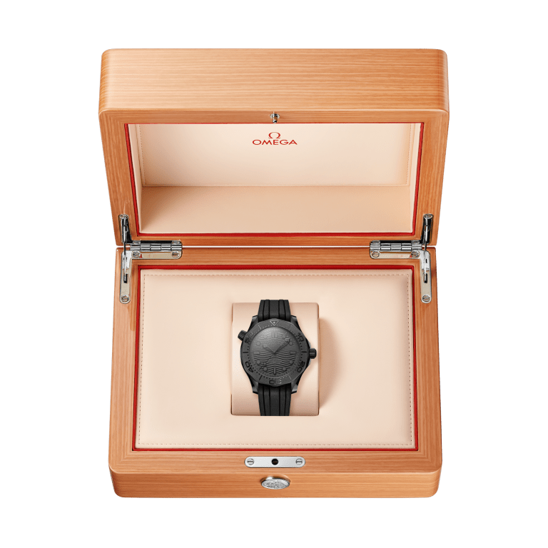 Seamaster Diver 300m Ceramic Black Dial 43mm Product Image 5