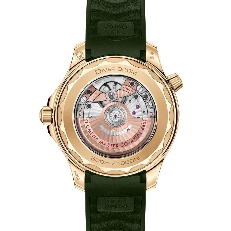 Seamaster Diver 300m Yellow Gold Green Dial 42mm Product Image 2