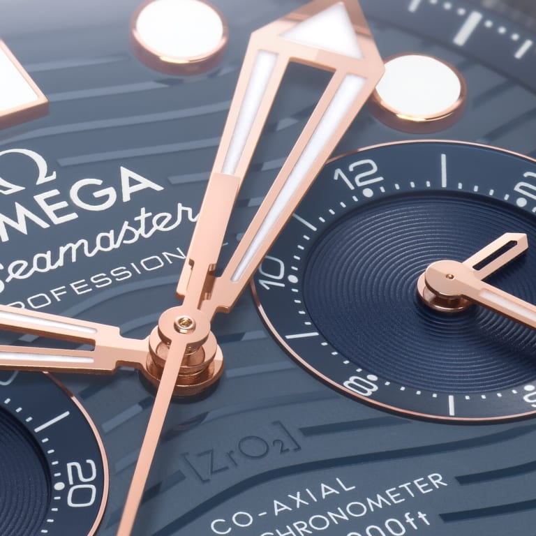 Seamaster Diver 300m Chronograph Rose Gold Tantalum & Titanium Blue Dial 44mm Product Image 3