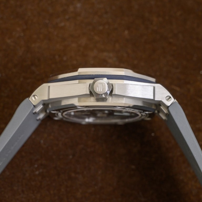 Royal Oak Offshore Steel Grey Dial 42mm Product Image 4