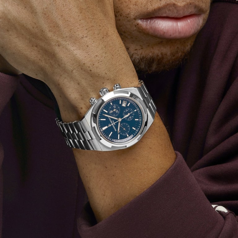 Overseas Chronograph Steel Blue Dial 42mm Product Image 5