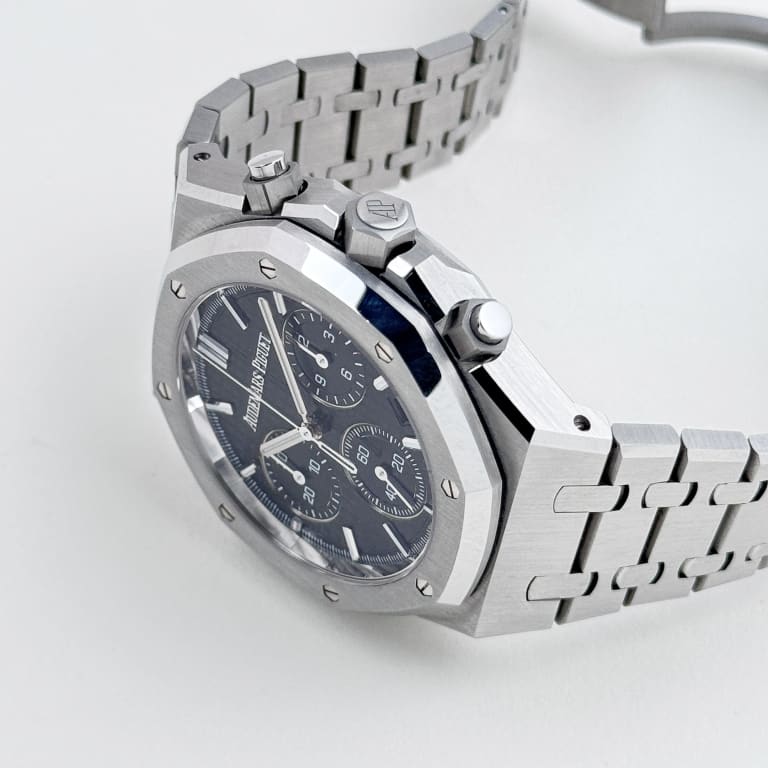 Royal Oak Chronograph Steel Black Dial 41mm Product Image 2