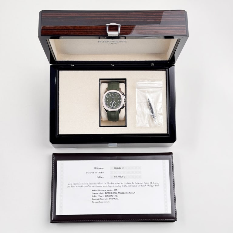 Aquanaut Chronograph White Gold Green Dial 42mm Product Image 9