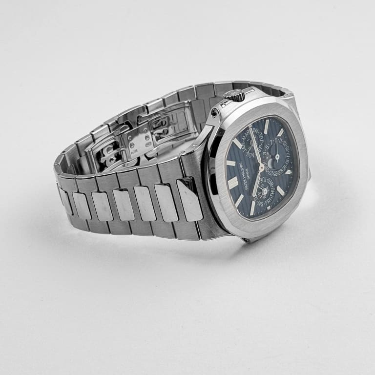 Nautilus Perpetual Calendar White Gold Blue Dial 40mm Product Image 3