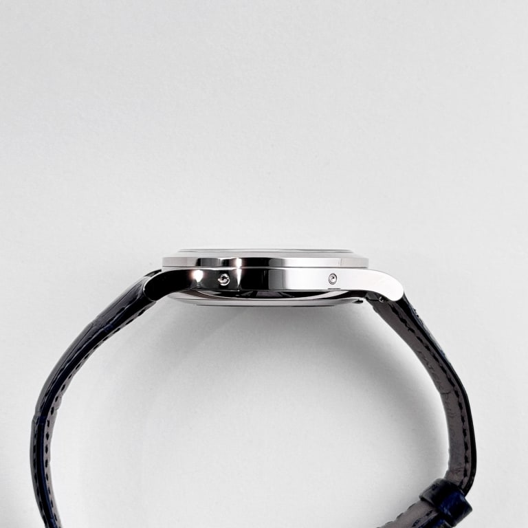Complications Annual Calendar White Gold Blue Dial 38mm Product Image 5