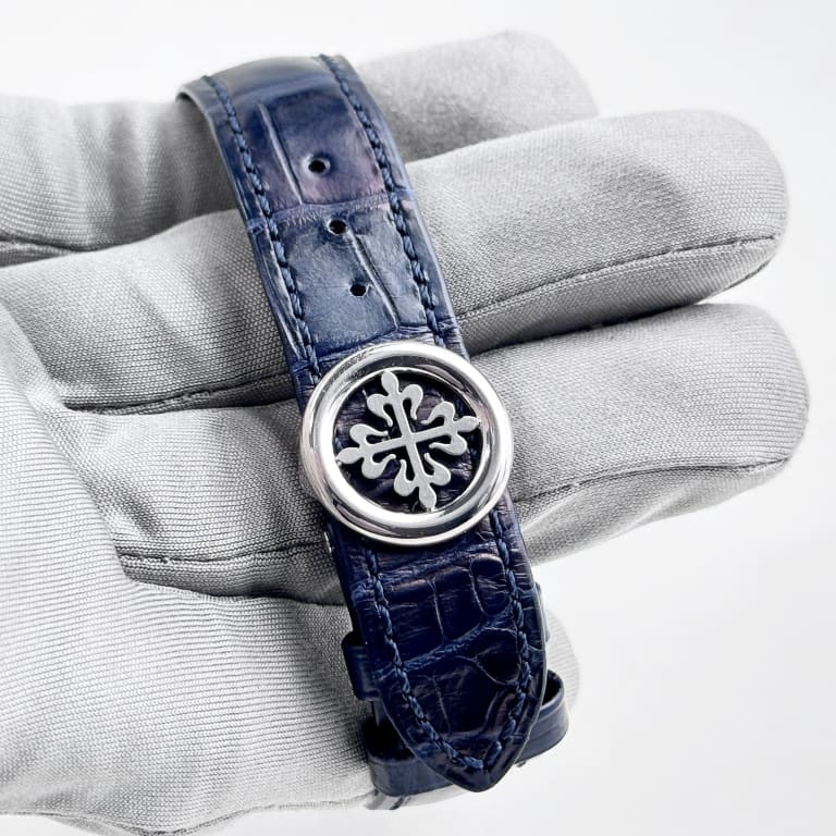 Complications Annual Calendar White Gold Blue Dial 38mm Product Image 8