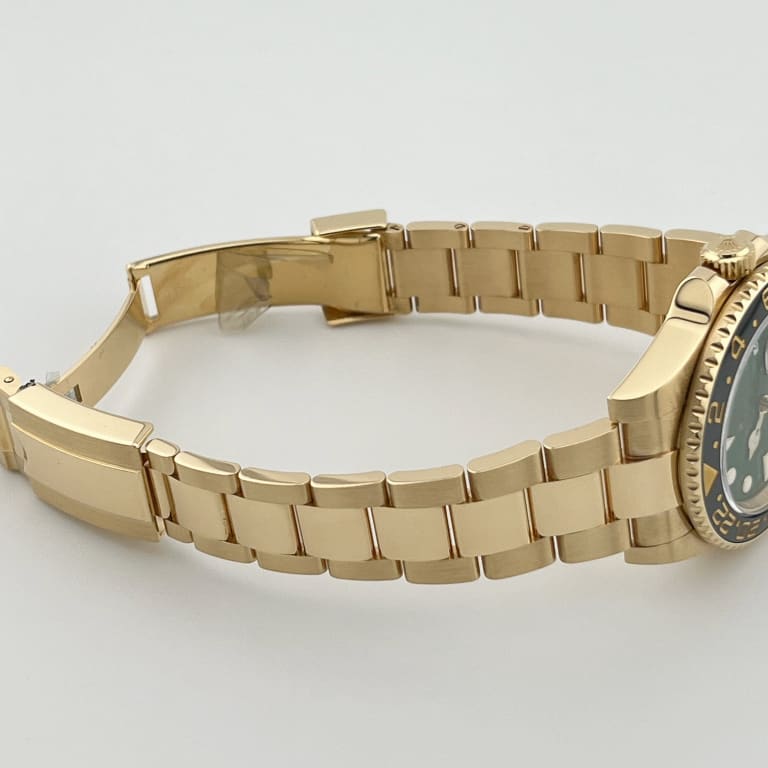 GMT-Master II Yellow Gold Green Dial 40mm Product Image 7