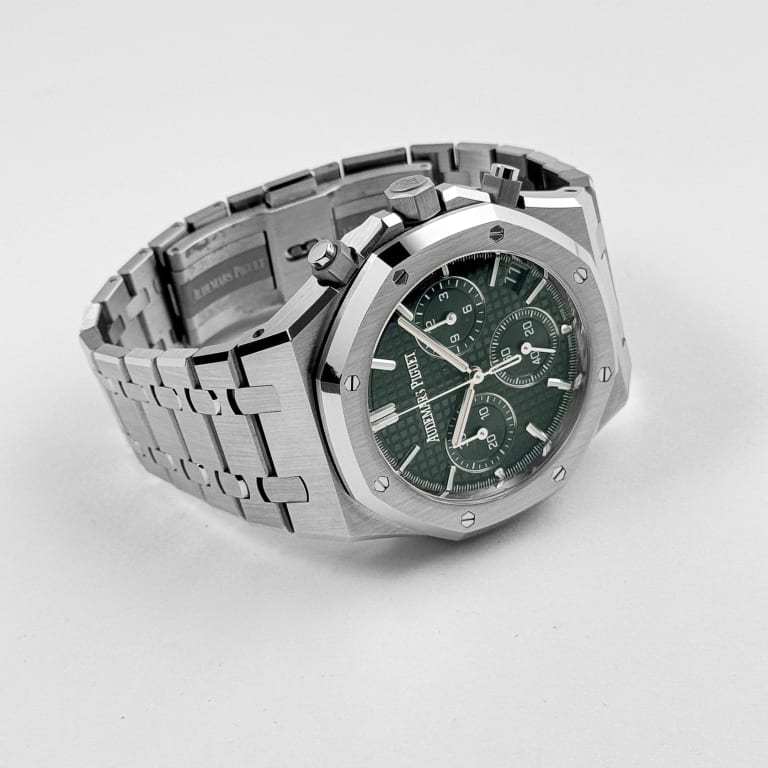 Royal Oak Chronograph Steel Green Dial 41mm Product Image 3