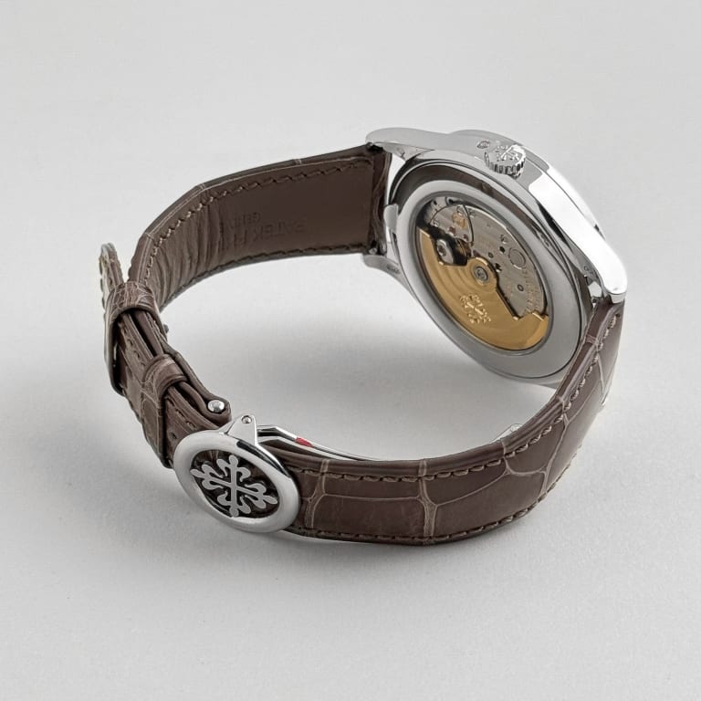 Perpetual Calendar Platinum Silver Dial 39mm Product Image 6