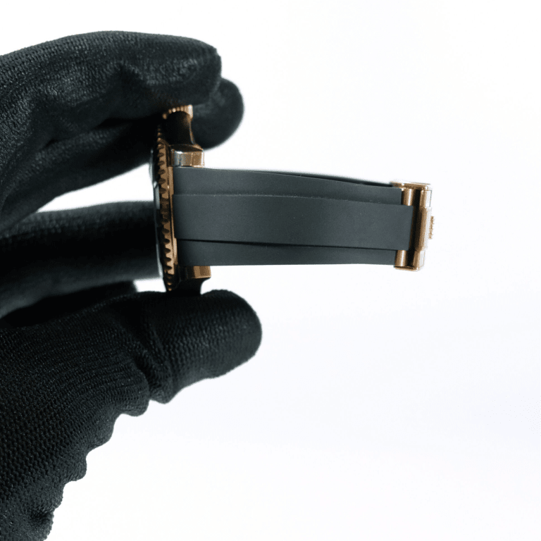 Yacht-Master Rose Gold Oysterflex Black Dial 40mm Product Image 11