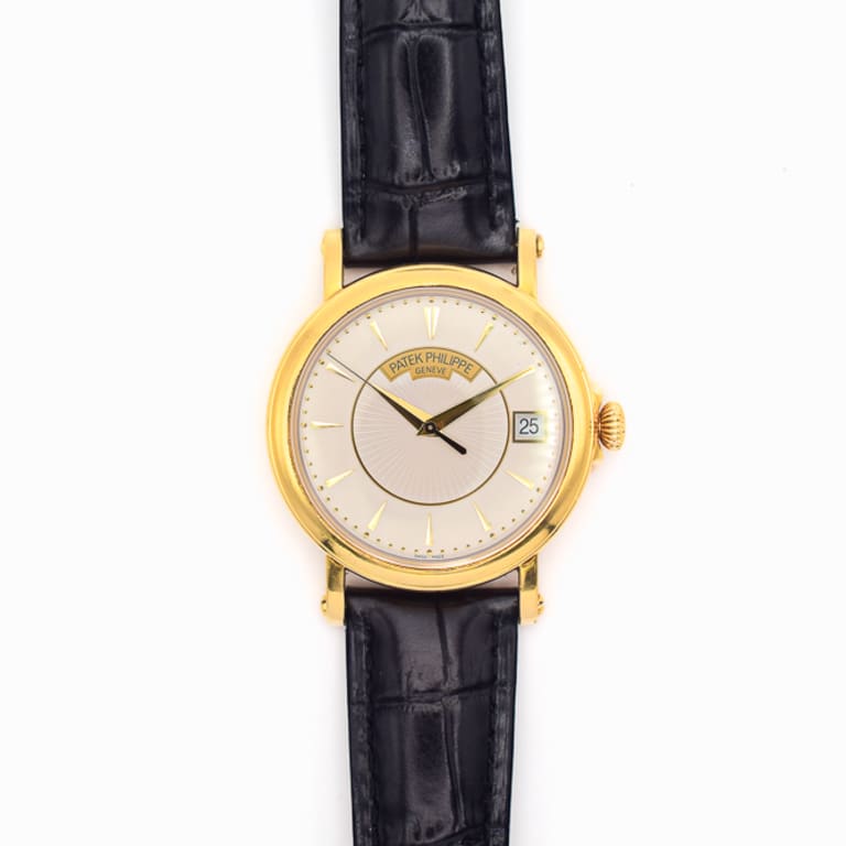 Calatrava Yellow Gold Silver Opaline dial 38mm Product Image 1