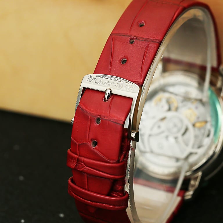 Ladybird Saint-Valentin White Gold Diamond Mother of Pearl Dial 35mm Product Image 6