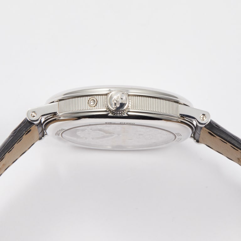 Classique Tourbillon Perpetual Calendar Platinum Silver Dial 39mm Product Image 4