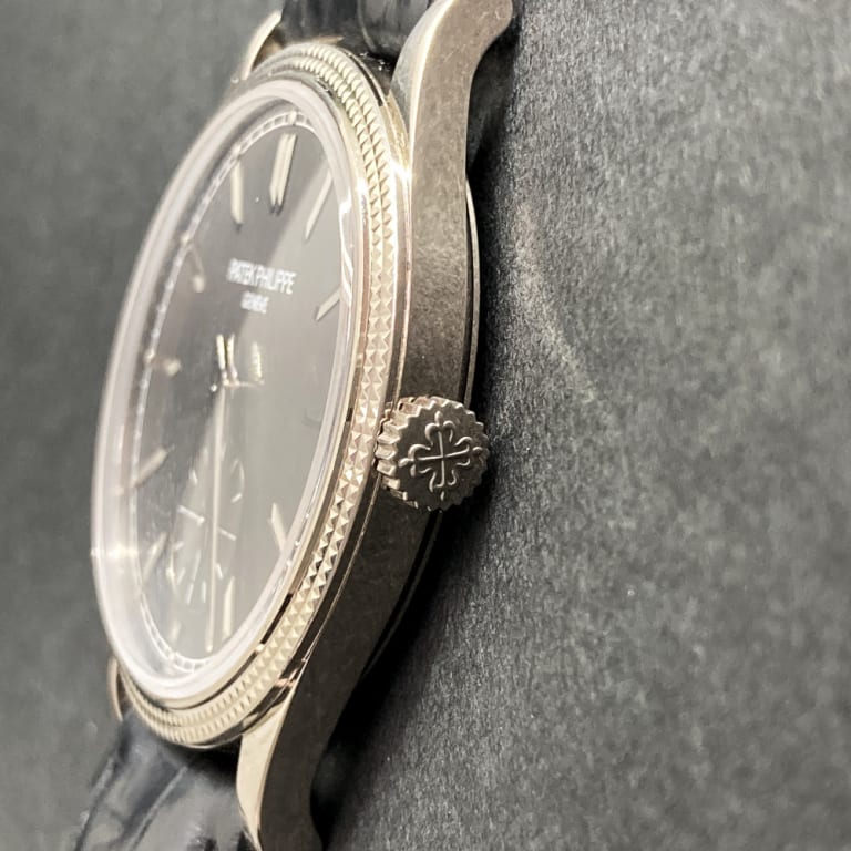 Calatrava Clous de Paris White Gold Grey Dial 39mm Product Image 3