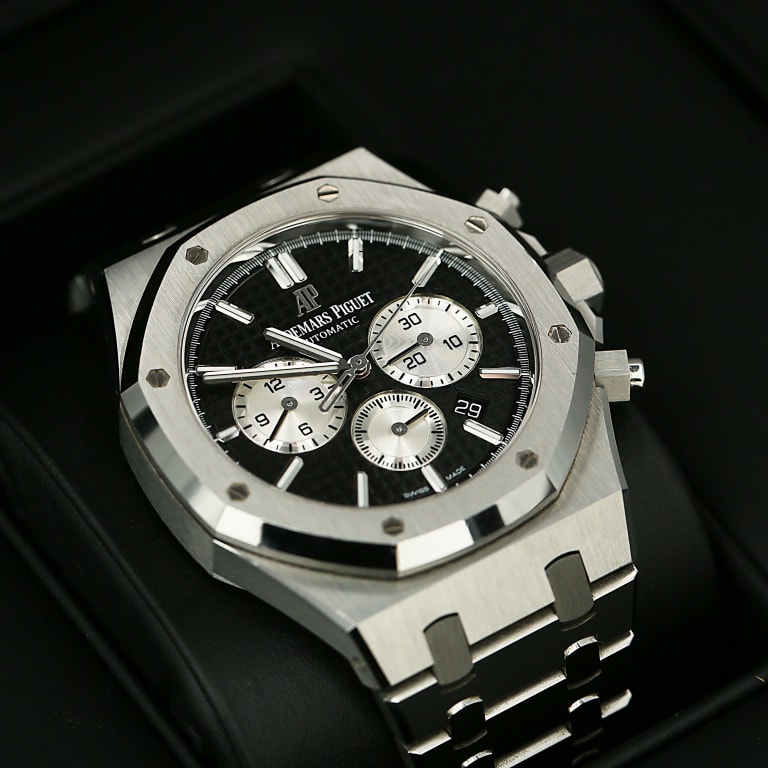 Royal Oak Selfwinding Chronograph Steel Black Dial 41mm Product Image 2