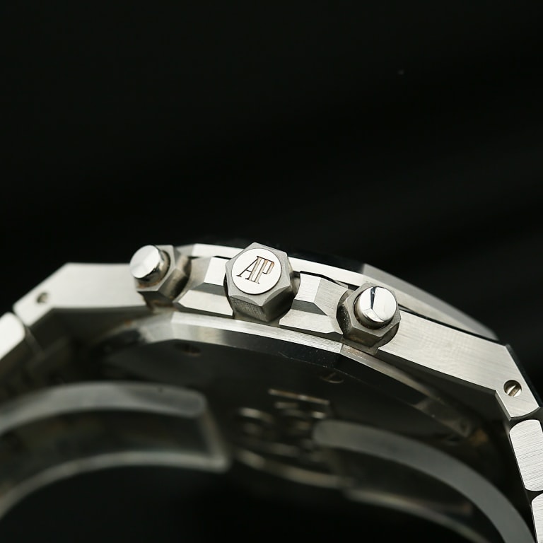 Royal Oak Selfwinding Chronograph Steel Black Dial 41mm Product Image 5