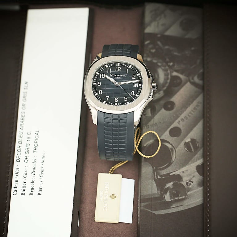 Aquanaut White Gold Blue Dial 42mm Product Image 4