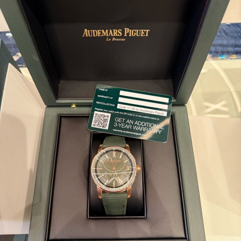 Code 11.59 Rose Gold Green Dial 41mm Product Image 10