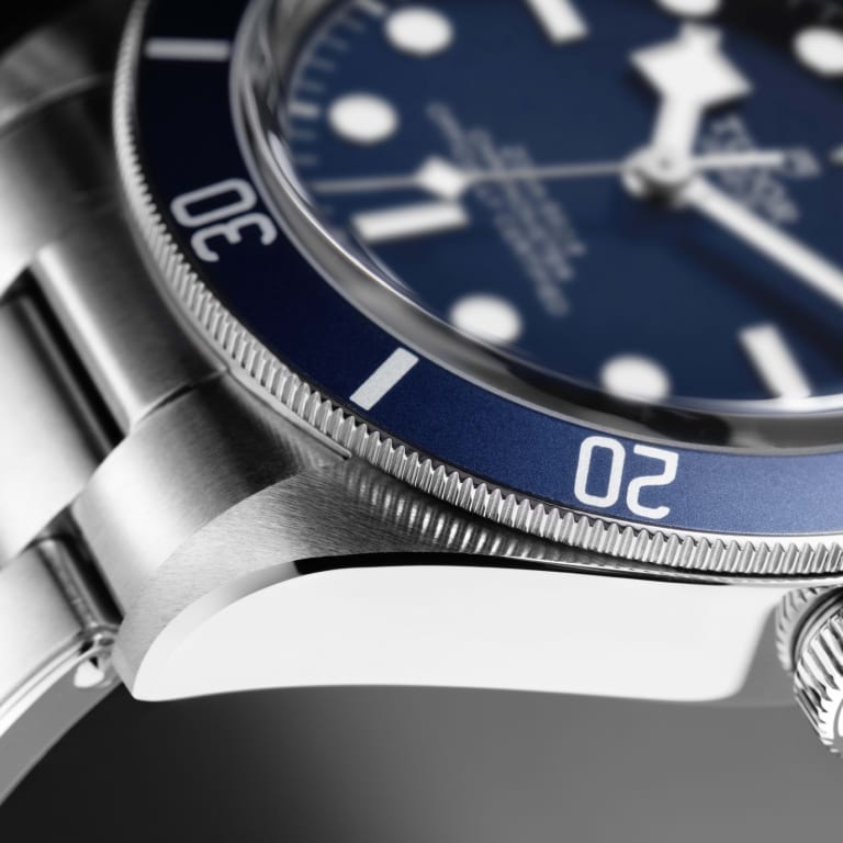 Black Bay 58 Steel Blue Dial 39mm Product Image 2