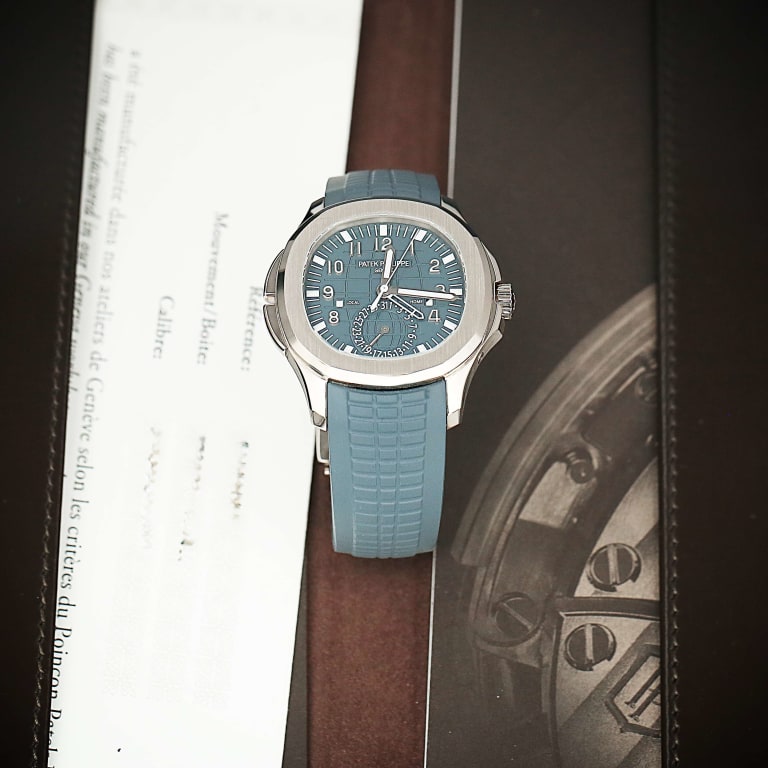 Aquanaut Travel Time White Gold Blue Dial 40mm Product Image 4