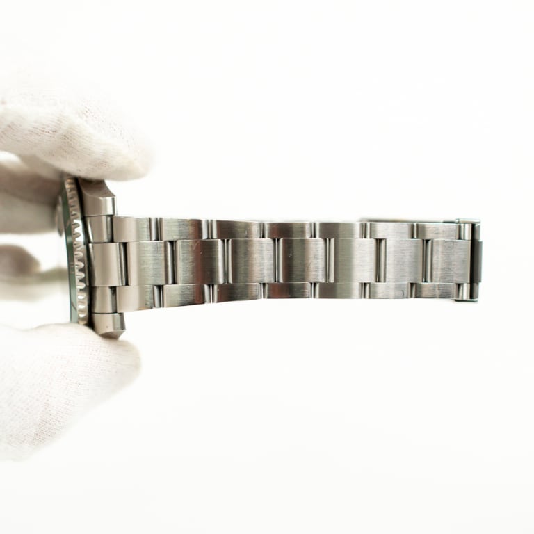 Submariner Date Steel Green Dial "Hulk" 40mm Product Image 8