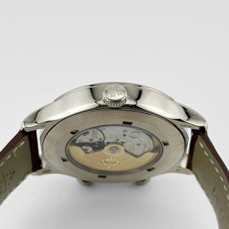 Complications Calatrava Pilot Travel Time White Gold Blue Dial 42mm Product Image 4