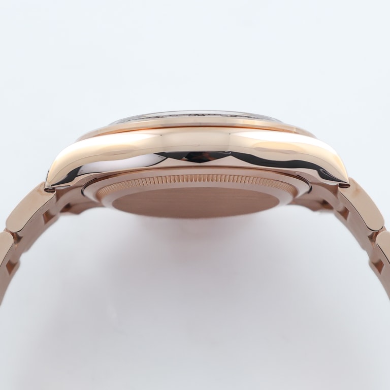 Daytona Rose Gold Black Dial 40mm Product Image 3