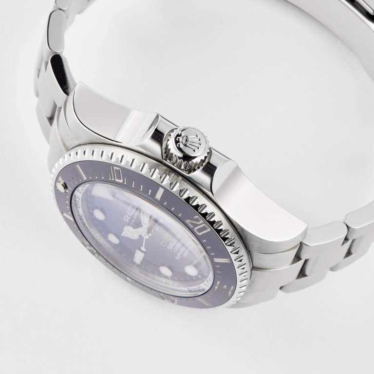 Sea-Dweller Deepsea D-Blue Steel Blue Dial 44mm Product Image 2