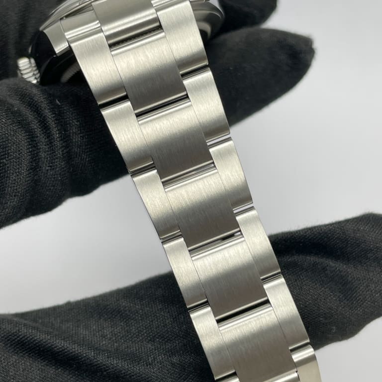 Oyster Perpetual Steel Beige Dial 34mm Product Image 9