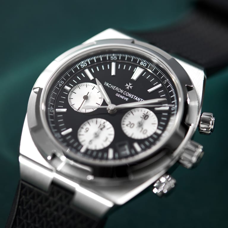 Overseas Chronograph Steel Black dial 42mm Product Image 12